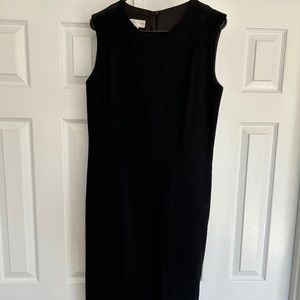DONCASTER BLACK SLEEVELESS SHEATH DRESS